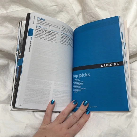 Lonely Planet Paris City Guide Paperback Book with Pull-Out Map. 8th Edition. - Picture 11 of 16